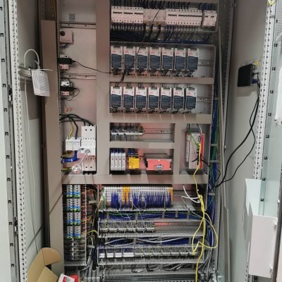 Блок управления в сборке